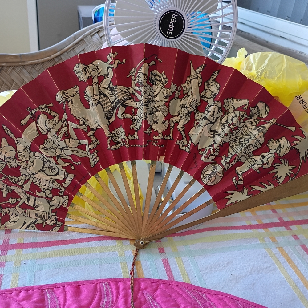 ANTIQUE SHRINERS Decorative Hand Fan - Picture 14 of 14